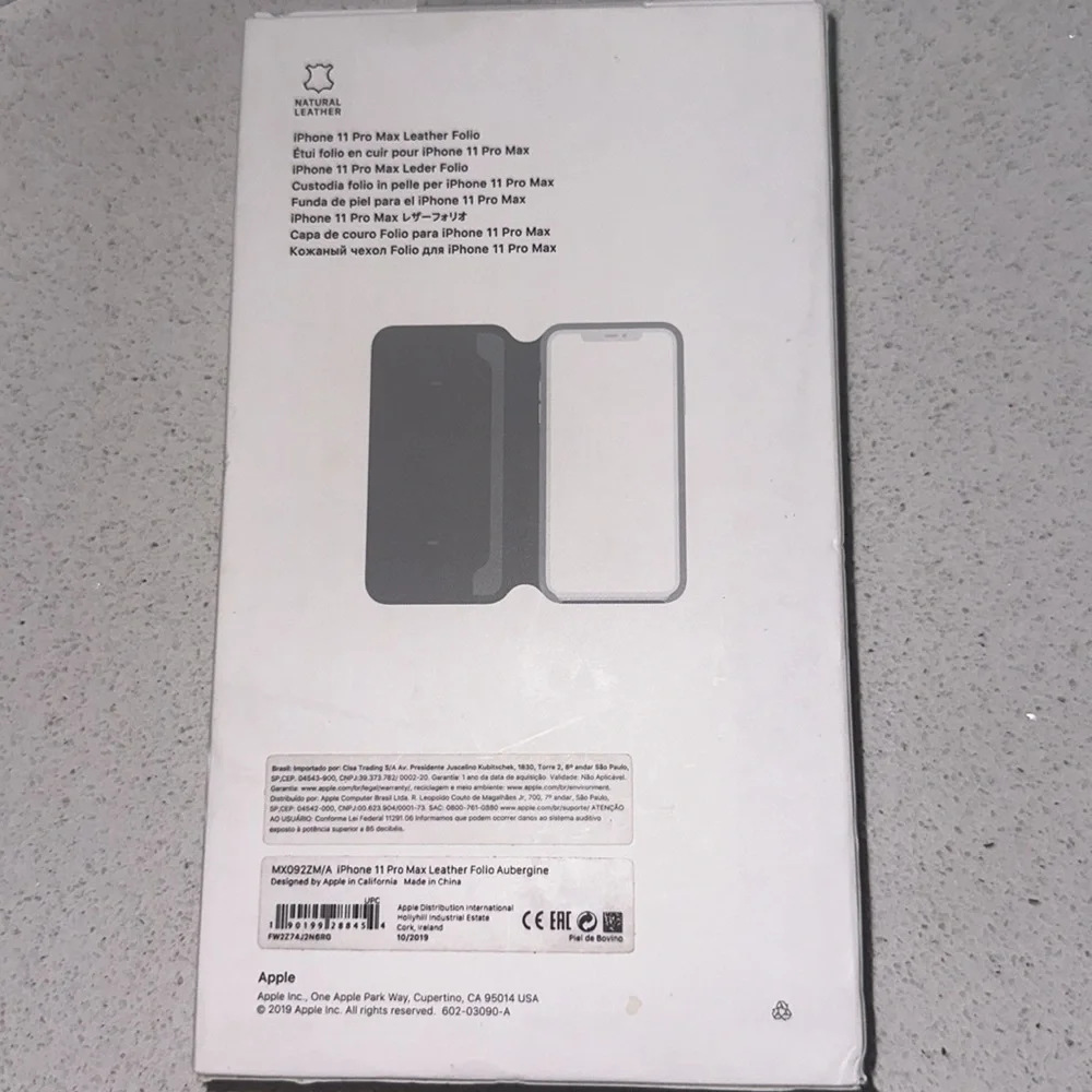 Apple iPhone 11 Pro Max leather Folio (Aubergine - dark purple) NIB sealed